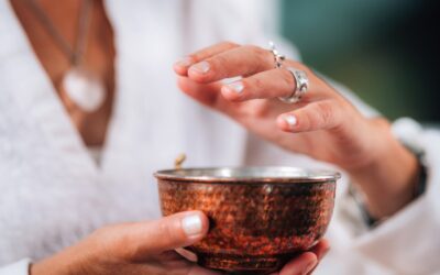 Les rituels de passage : célébrer les transitions de la vie avec la magie